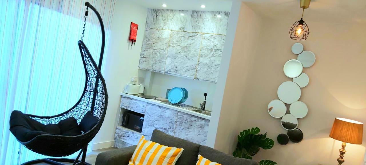 Great Studio Apartments - Netflix, Wifi, Digital Tv Sheffield Exterior photo